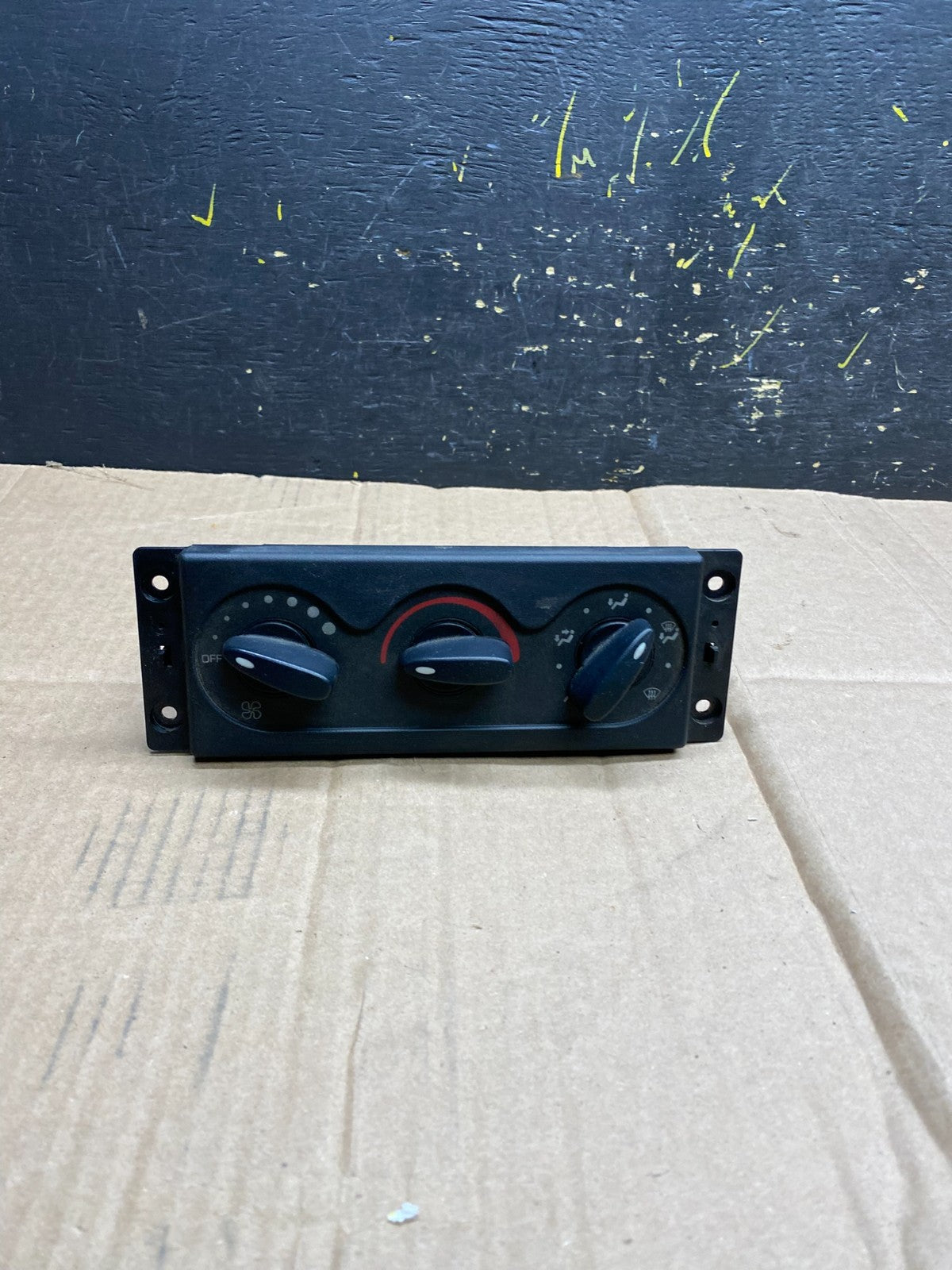 International Navistar 4300 Climate Control Heater Fan Panel  aa4453 DG0