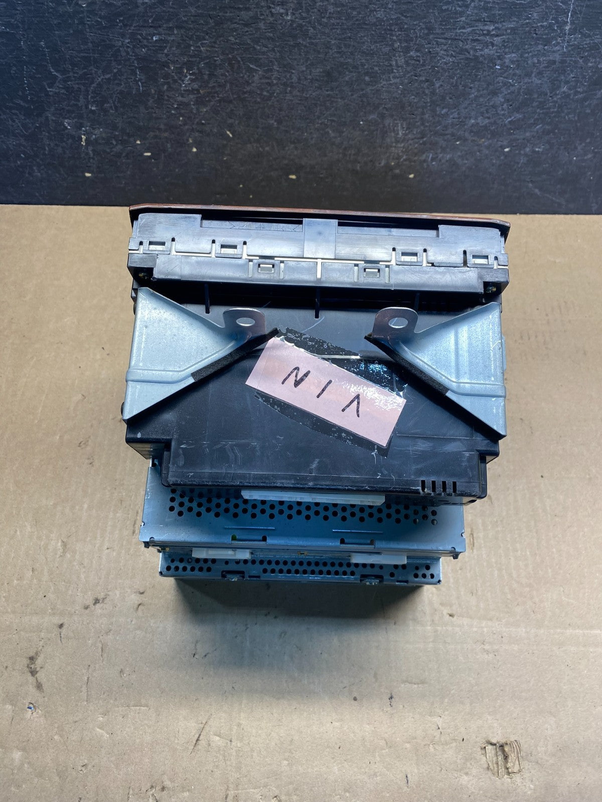 2000-2004 Toyota Avalon Radio Stereo 6 CD Tape Player Climate Control AG3220 MS4
