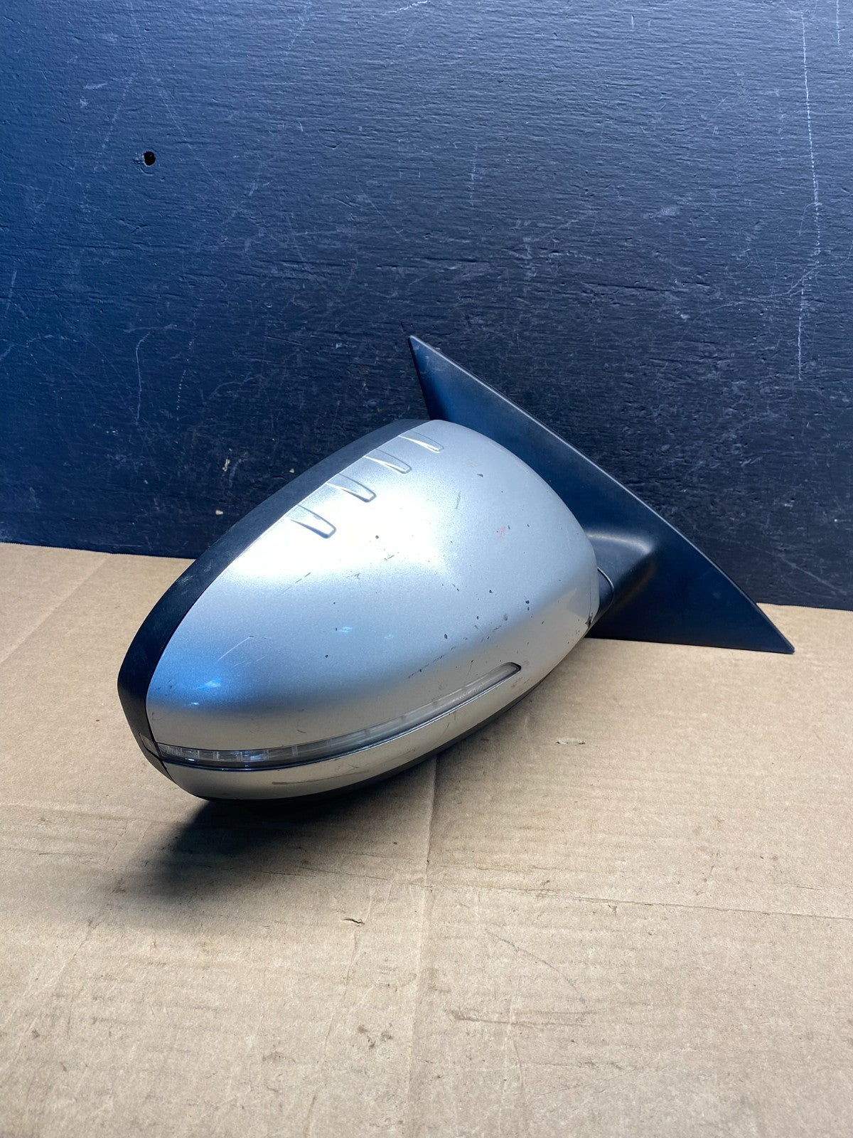 2011 - 2013 Kia Optima Right Passenger View Door Mirror Turn Signal AE8270 DW1