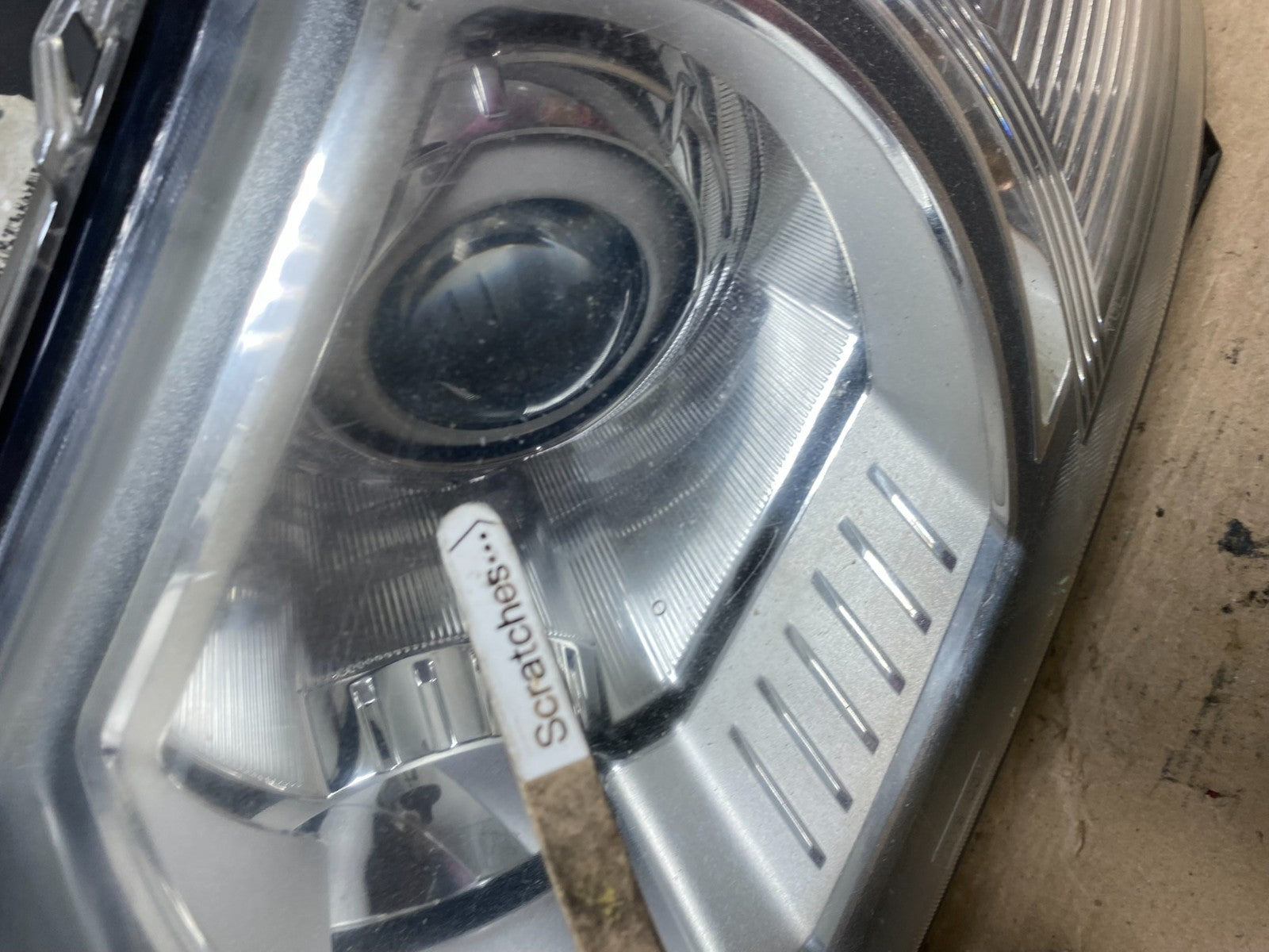 2008-2012 Land Rover LR2 Left Driver LH Side Xenon Headlight AF4462 DW3