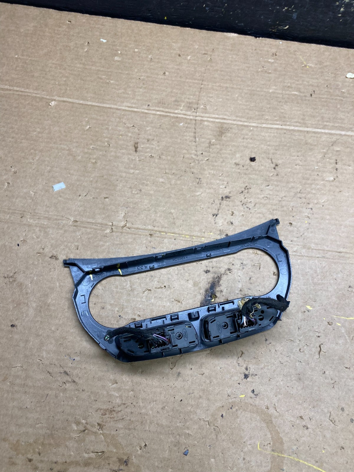 2013 to 2016 Ford Escape Climate Control Trim Panel W/ Switches w9412 DG3