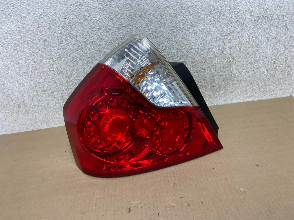 2006 2007 Infiniti M35 M35X M45 Left Driver LH Side Tail Light AI1414 LK0