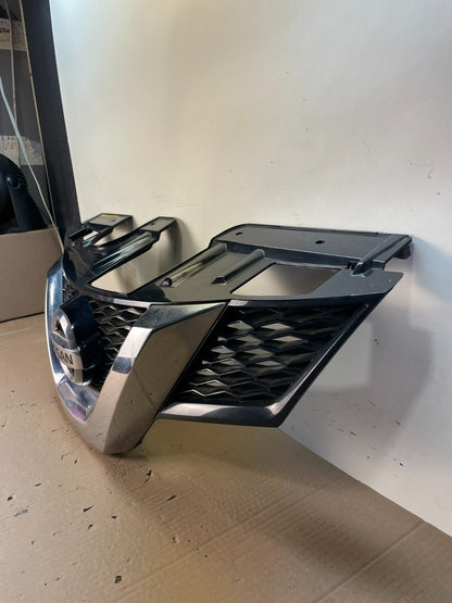 2014 2015 2016 Nissan Rogue Front Upper Chrome Grill Grille AH6579 PS1