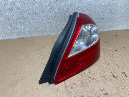 2002 2003 2004 Infiniti Q45 Right Passenger Rh Side Tail Light OEM W2885 DG2