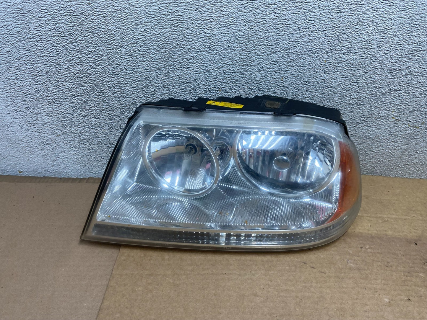 2003 2004 2005 Lincoln Aviator Left Driver LH Halogen Headlight AB5120 DW0