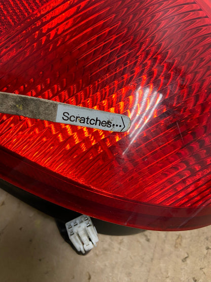 2001-2003 Sedan Hyundai Elantra Left Driver Lh Side Tail Light AD0577 LK3