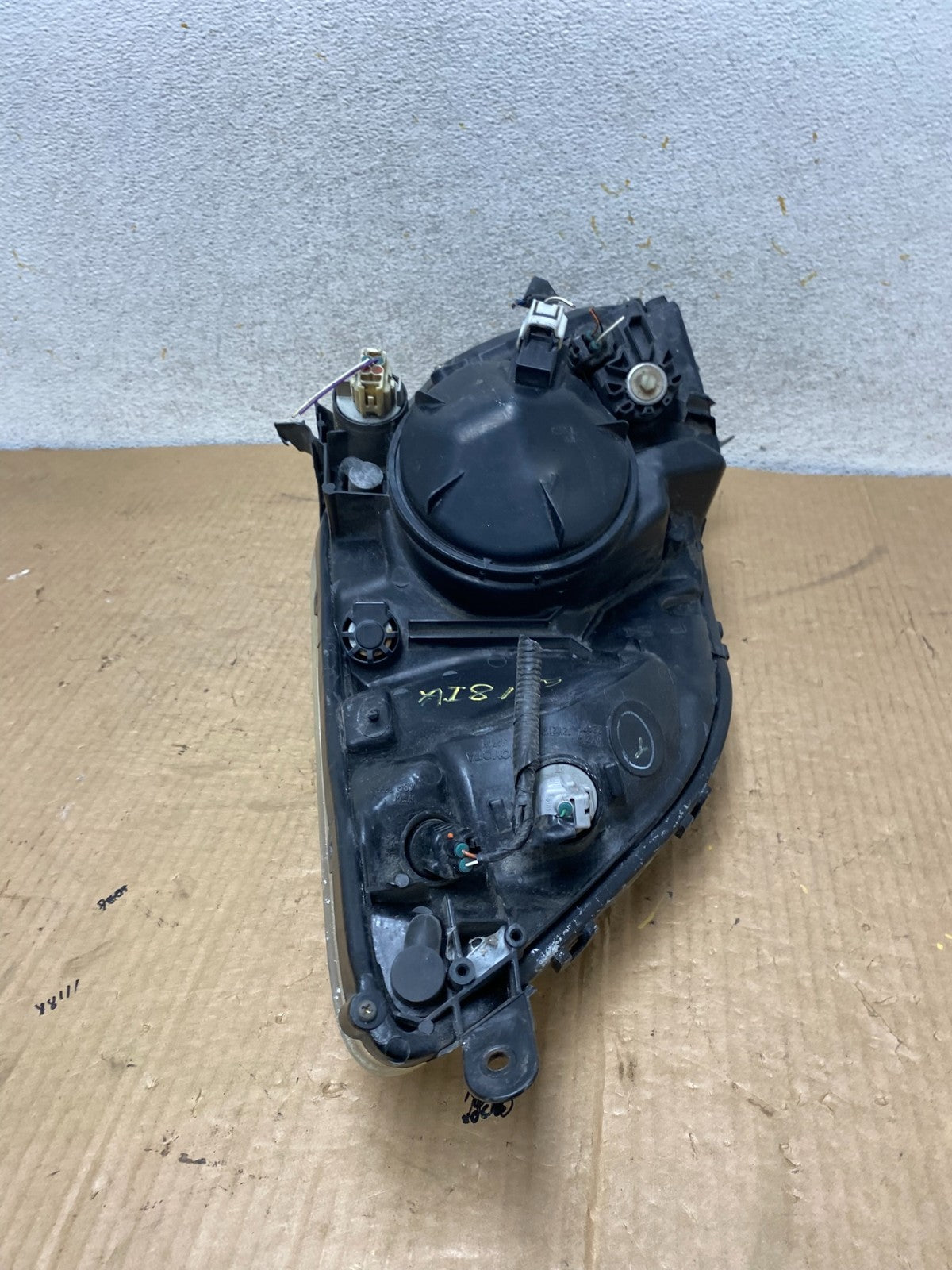 2004 - 2005 Toyota Prius Right Passenger RH Side Headlight Xenon Hid AI8155 DW11