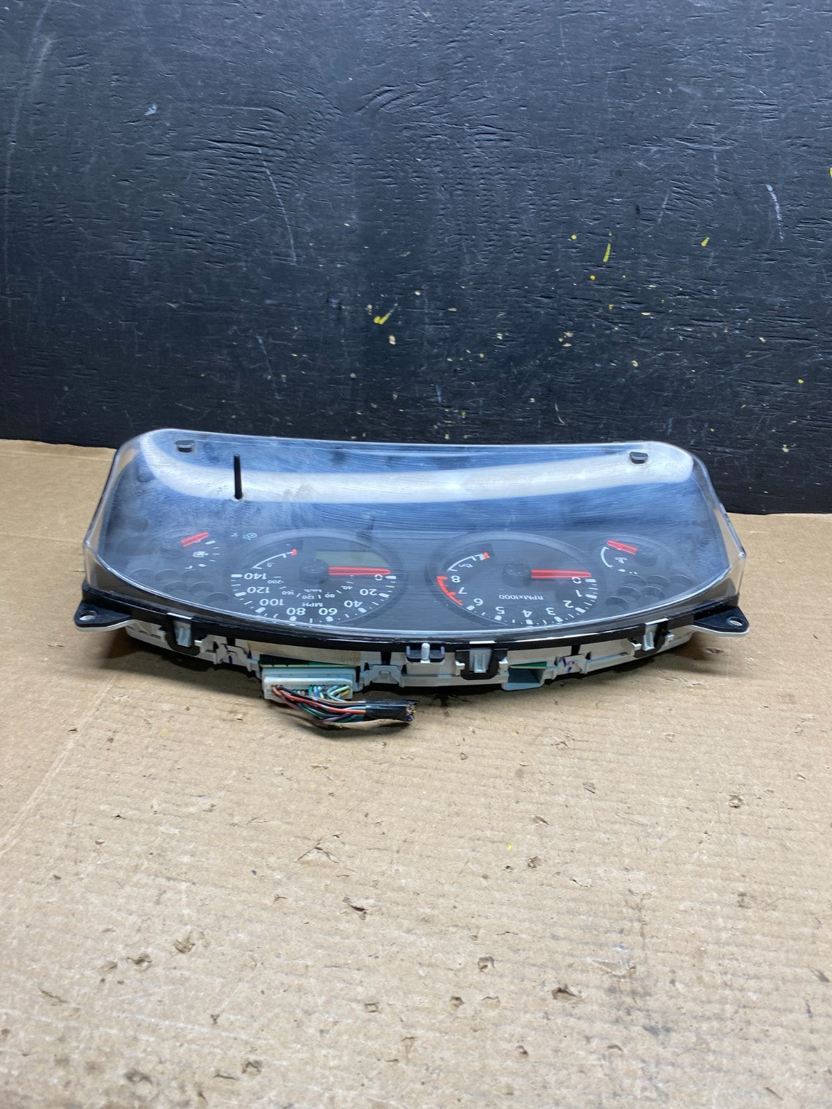 2006 2007 Nissan Xterra Speedometer Cluster Gauge OEM R2814 DG3