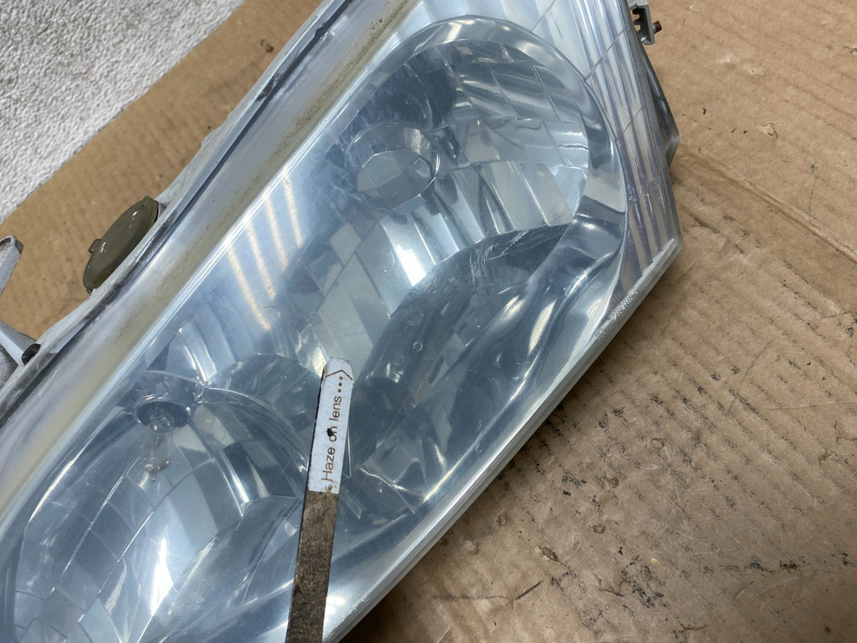 1997-2001 Lexus Es300 Left Driver Side Headlight Halogen AI6574 DW4