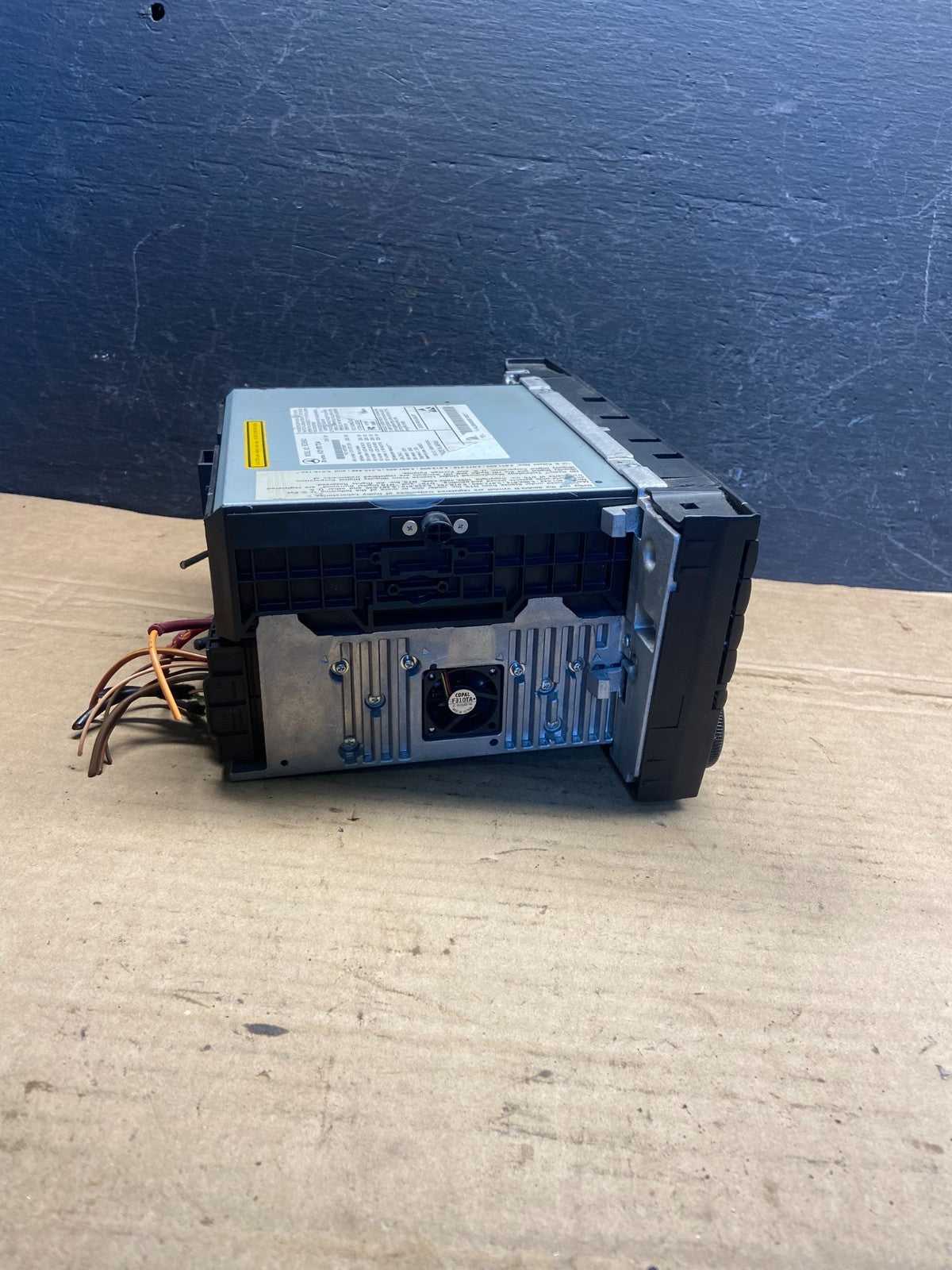 2009-2011 Mercedes Benz W211 E350 E500 Radio Screen Navigation Display AE2517 DG2