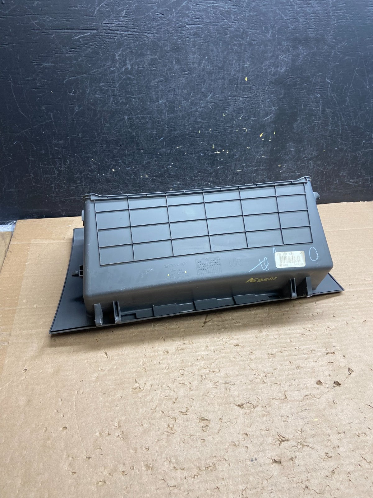 2011 to 2013 Hyundai Elantra Right Passenger Side Glove Box AG8501 DG4