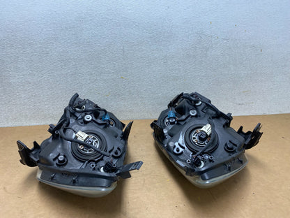 2005 2006 2007 Honda Odyssey Left+Right Set Halogen Headlights X4872 DW12