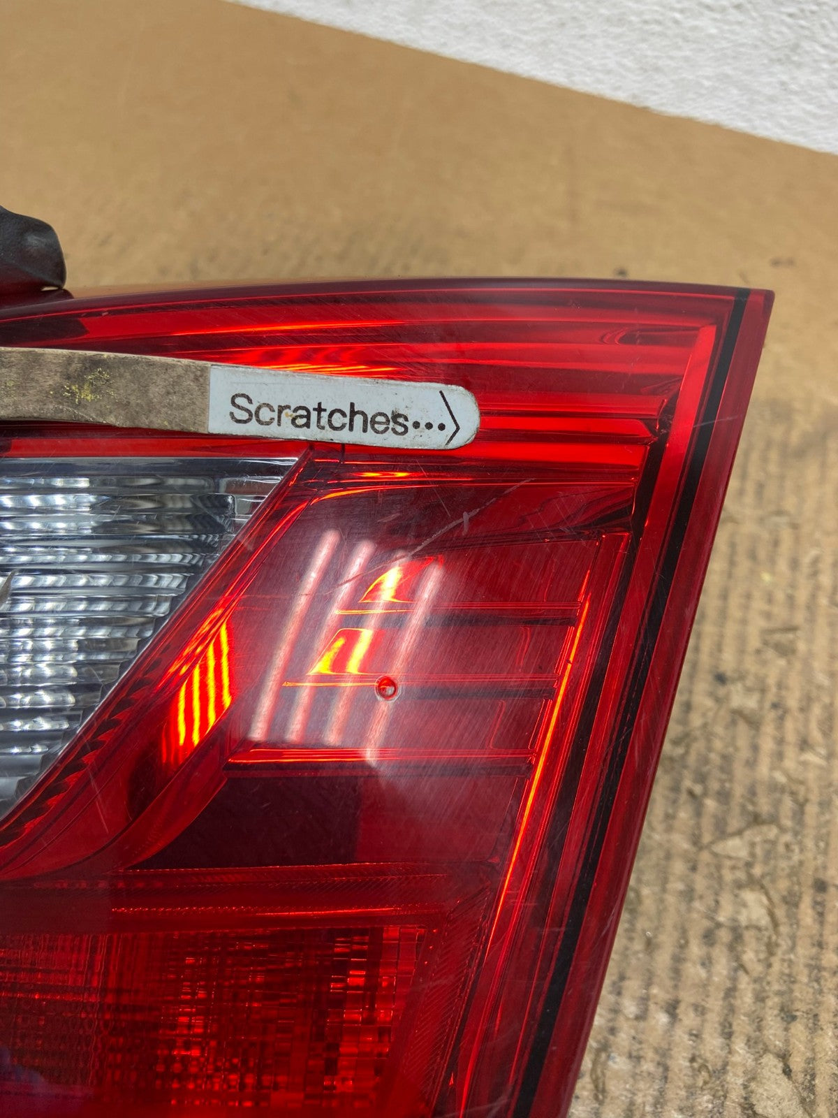 2016 2017 2018 Chevrolet Cruze Right Passinger RH Inner Tail Light AE1649 LK3
