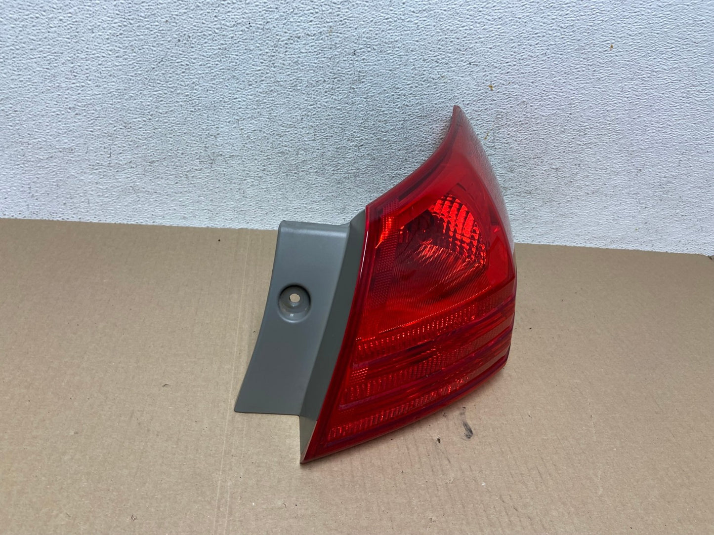 2008 to 2015 Nissan Rogue Right Passenger Rh Side Tail Light AE6919 LK2