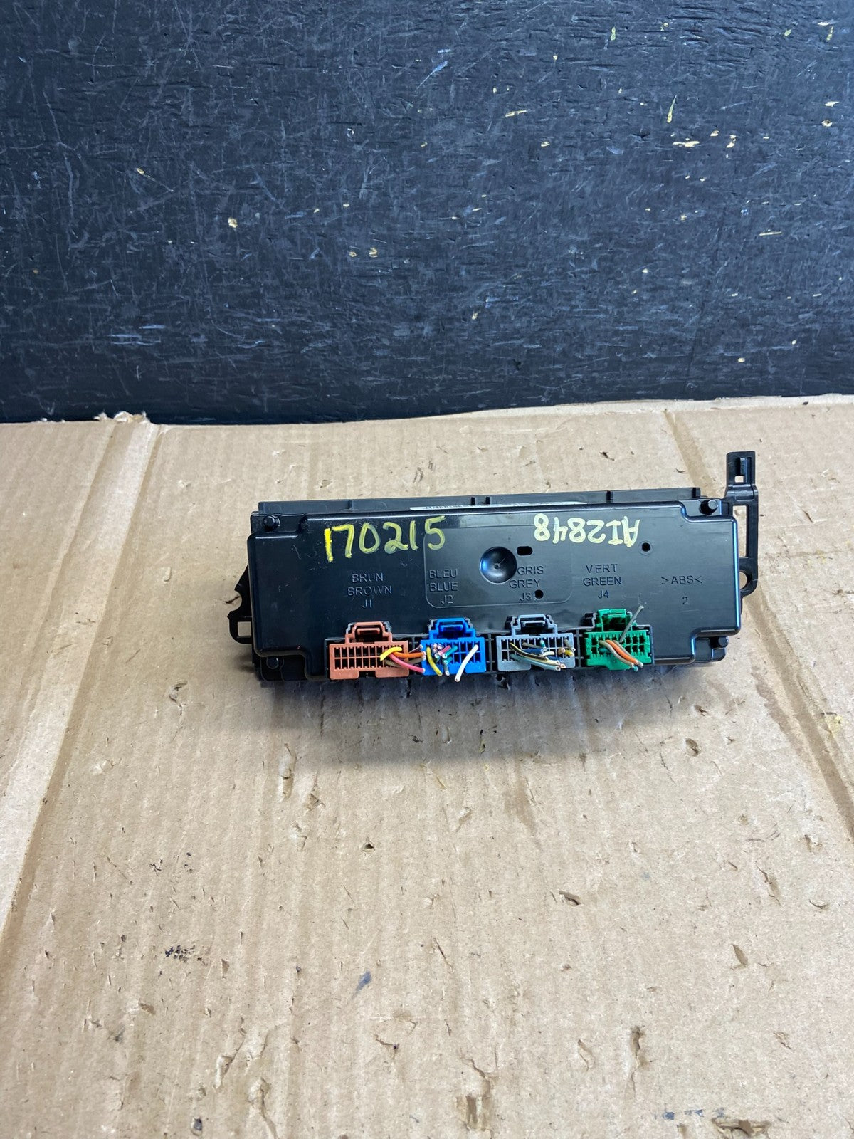 2012 to 2013 Chevrolet Avalanche 1500 Tahoe Climate Control A/C Panel AI2848 DW3