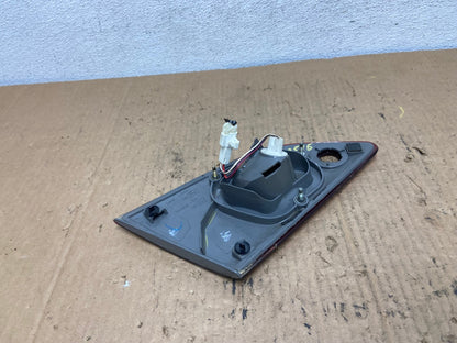 2001 2002 Toyota Corolla Right Passenger RH Side Inner Tail light AD2516 LK6