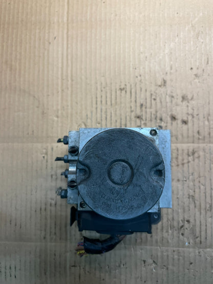 2007 to 2013 BMW X5 E70 ABS Anti-Lock Brake Pump Module OEM x8785 DG5