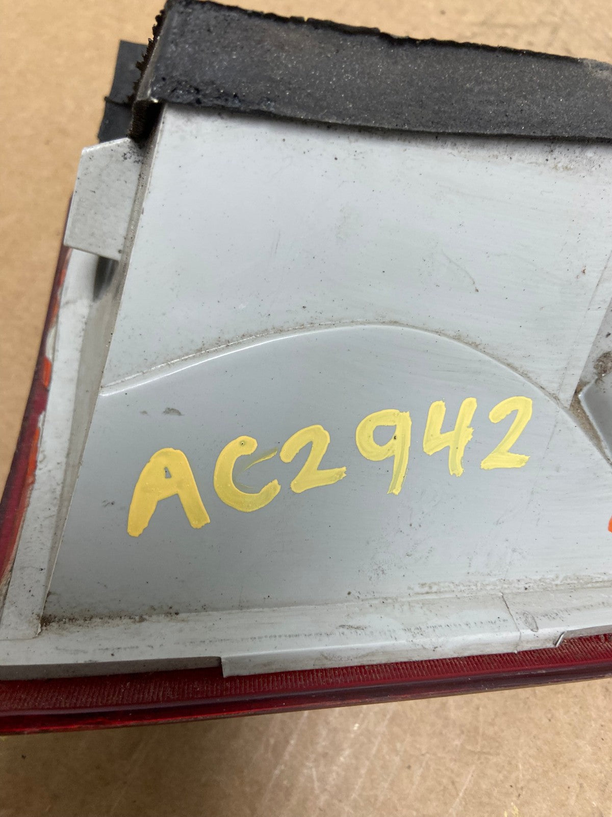1990-1996 Chevrolet Lumina VAN Right Passenger RH Side Tail Light Oem AC2942 LK8