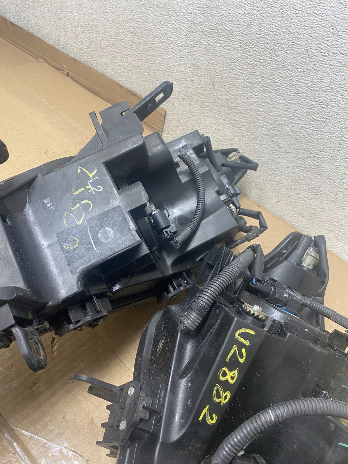 Halogen 2011 2012 2013 2014 Nissan Murano Headlights Left+Right U2882 DW12