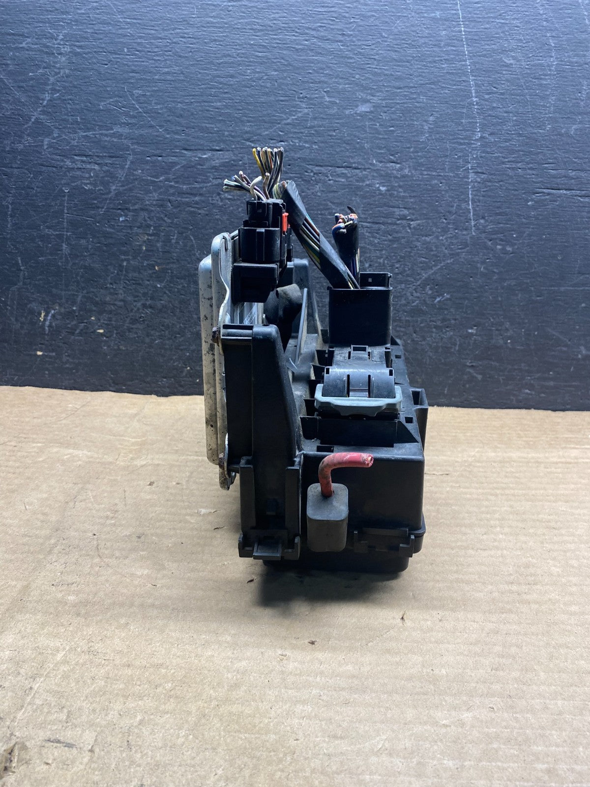 2004 2005 Dodge Durango Fusebox Fuse Box Relay Body BCM Control Module ad98022