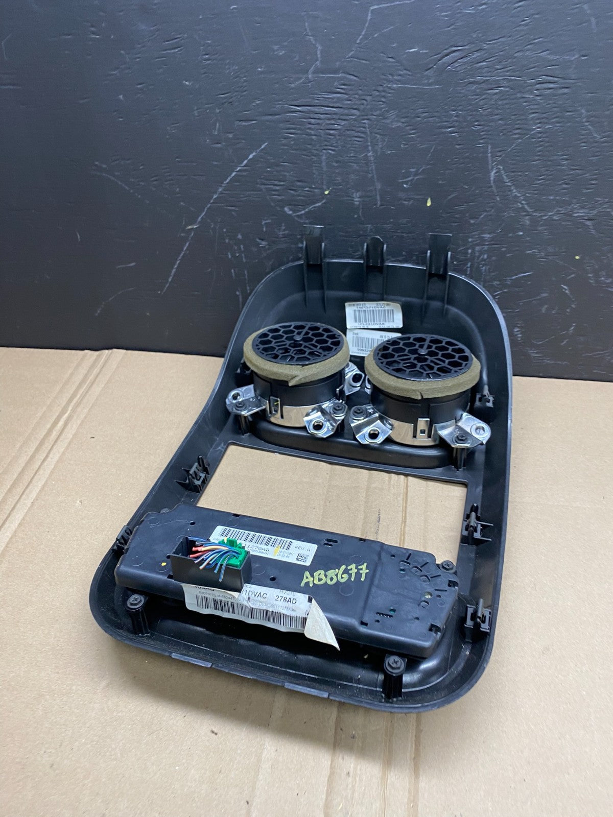 2011 to 2017 Jeep Compass Dash Climate Temperature Control Radio Bezel AB8677 DG4