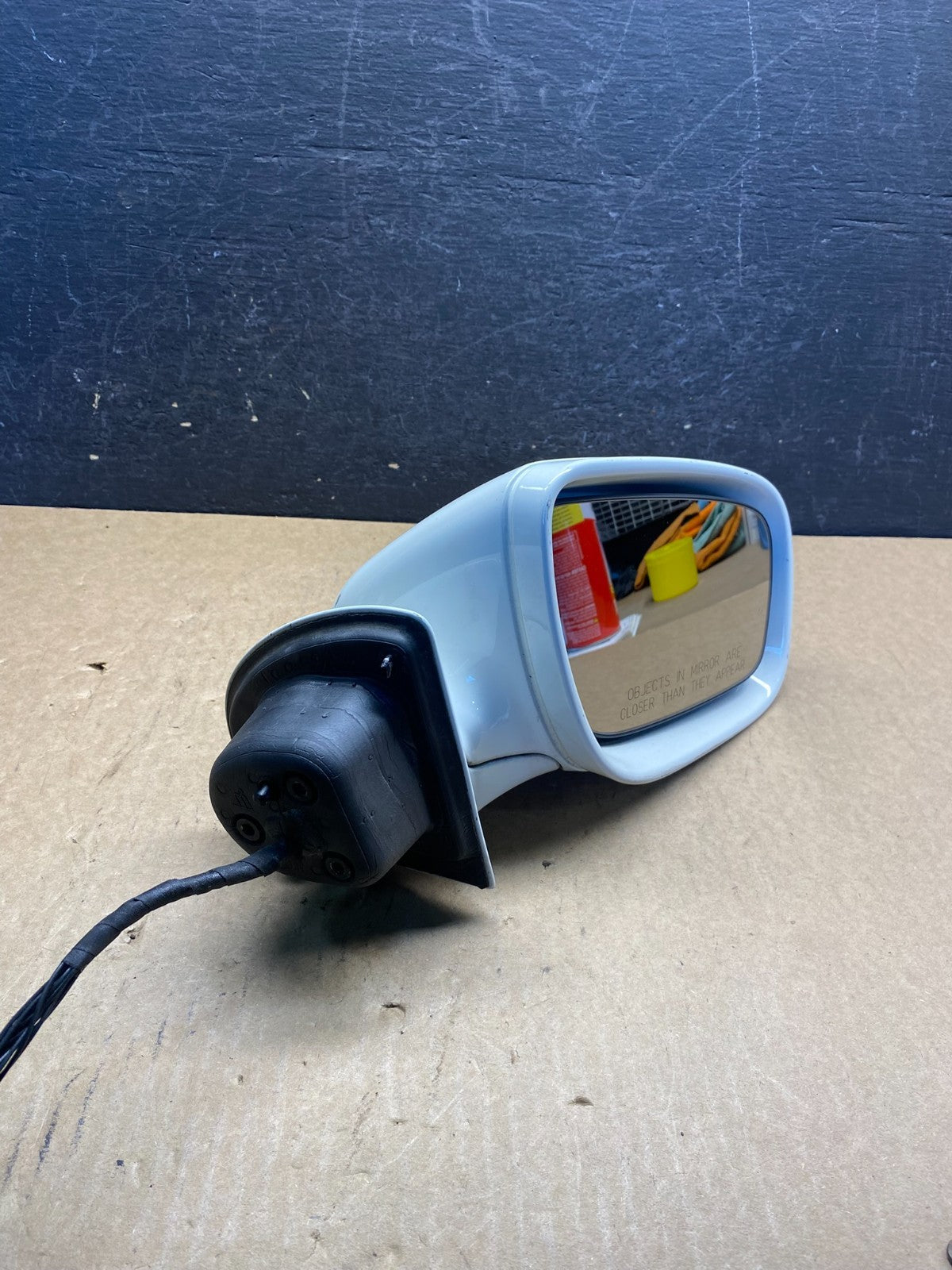 2007-2009 Mercedes E-Class Right Passenger Door Mirror Turn Signal AG6062 DG9