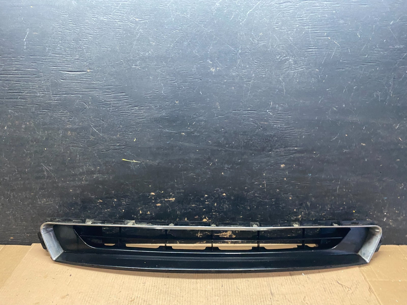 2014 to 2016 Kia Cadenza Grille Lower Grill Without Adaptive Cruise T0403 PS0