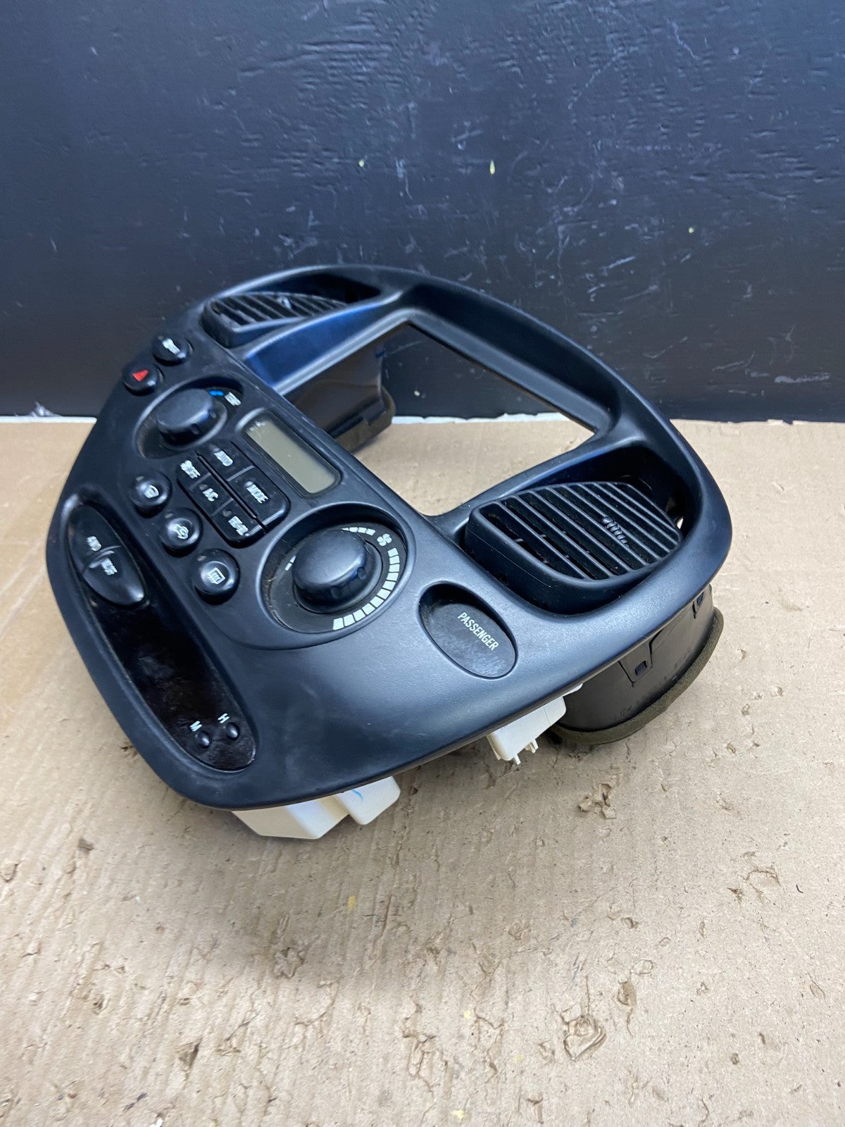 2001 to 2004 Toyota Sequoia AC Temp Heater Climate Control Bezel AB5807 DG3