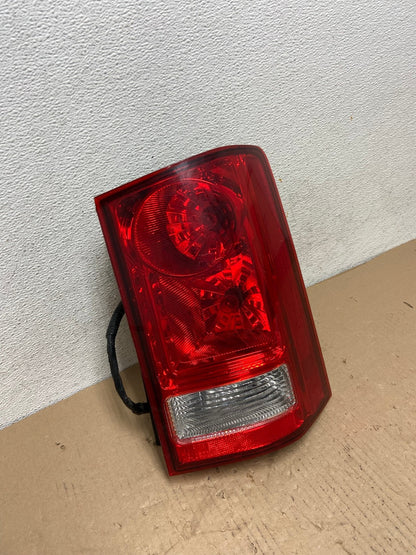 2009 to 2015 Honda Pilot Right Passenger Rh Side Tail light AF3172 LK2
