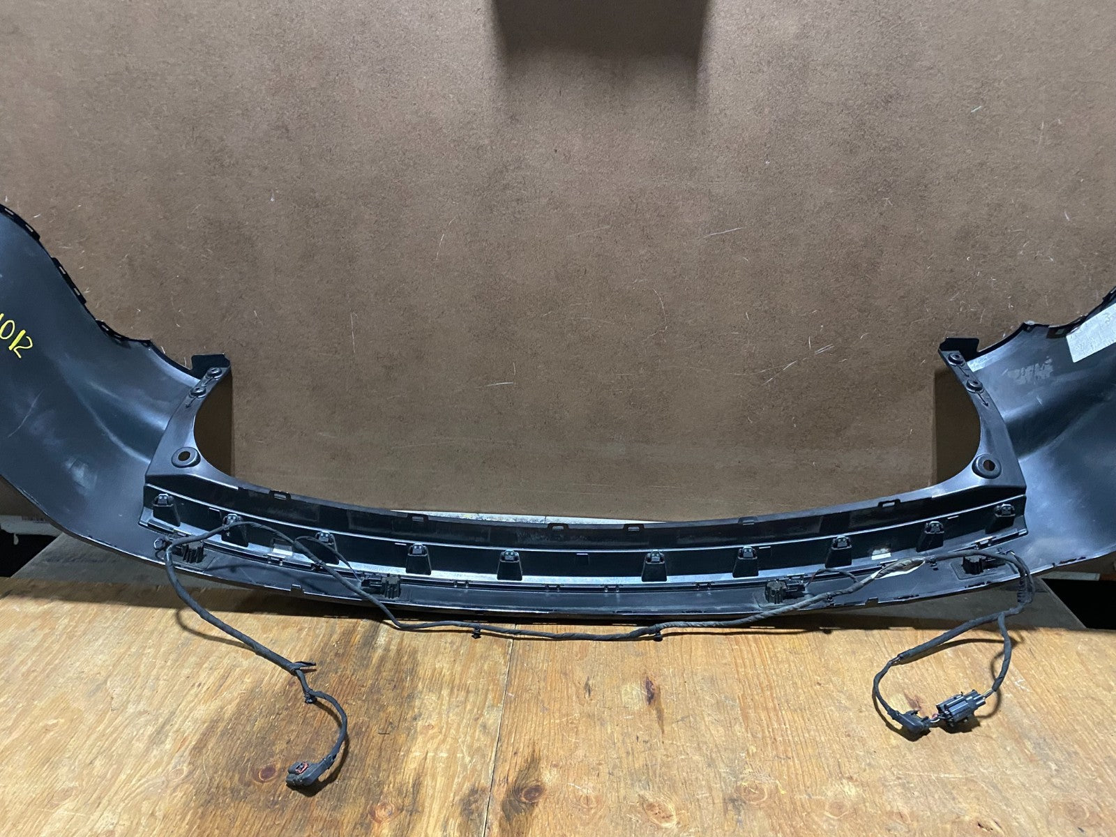 2013 to 2016 GMC Acadia Rear Upper Bumper Cover V4012 PS10