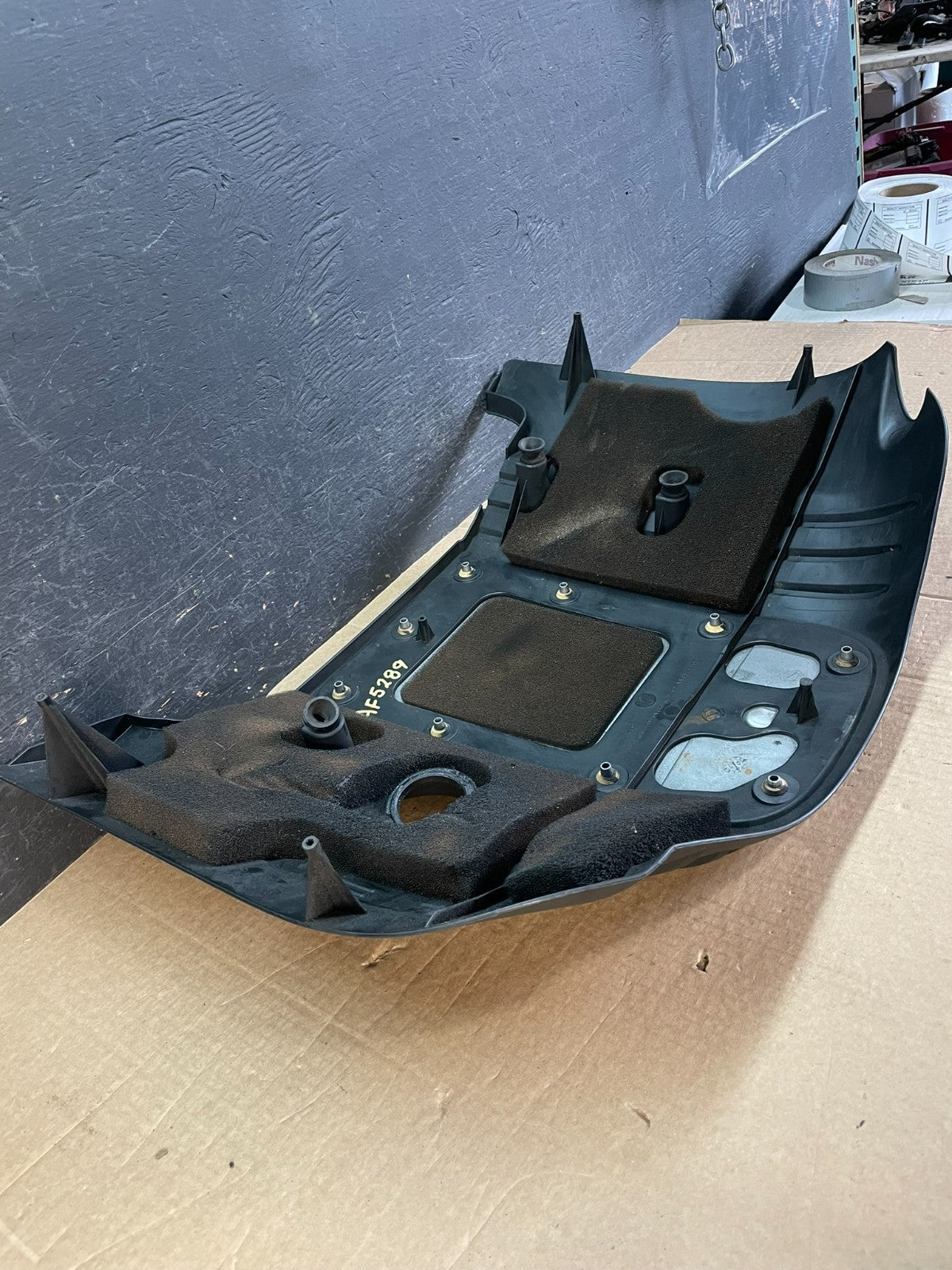 2005 to 2010 Jeep Grand Cherokee 5.7L Hemi Engine Cover Plastic Shield AF5289 DG3