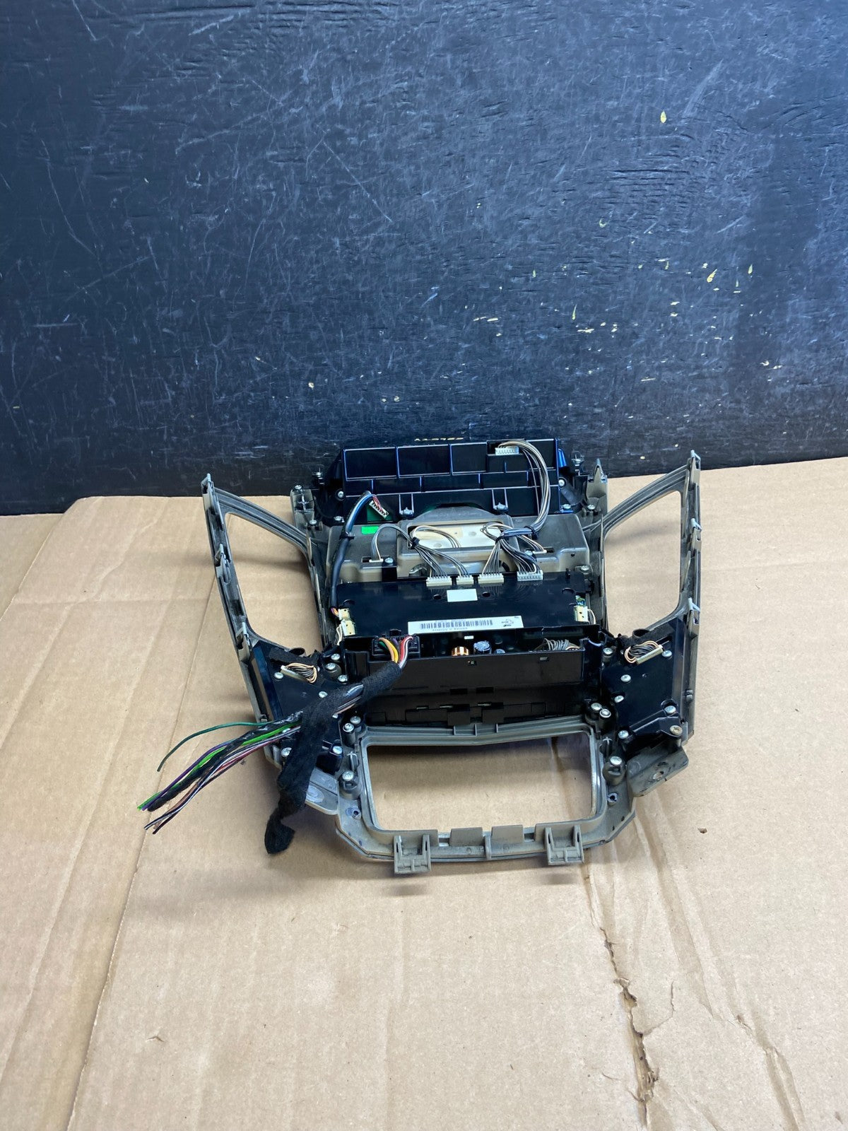 2009-2013 Cadillac CTS A/C Heater Radio Climate Control Panel Bezel OE AI5965 DG3