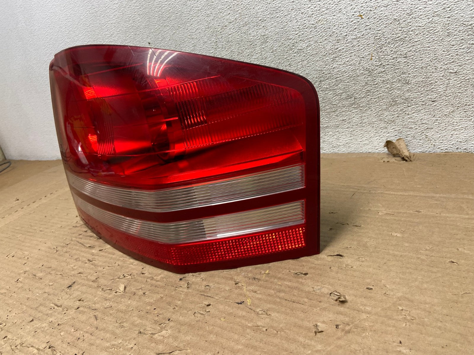 2008 2009 2010 Dodge Avenger Right Passenger Rh Side Tail Light AG8332 LK2