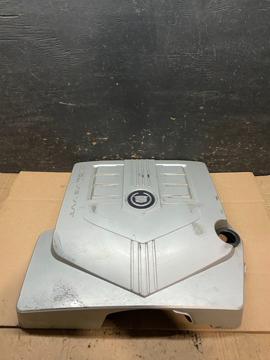 2004 to 2007  Cadillac CTS 3.6L Plastic Engine Cover Shield W2453 DG0