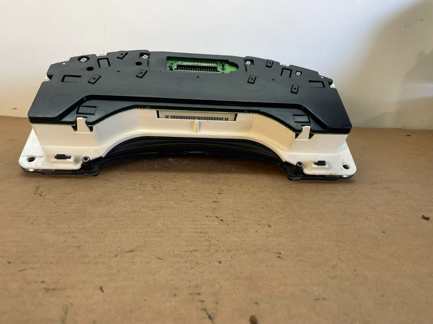 2000 to 2005 Chevrolet Astro Cluster Gauge Speedometer ECM AG0702 DW9