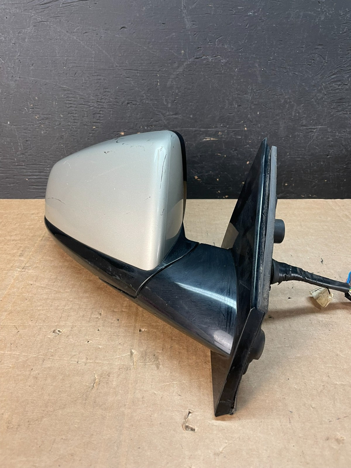 2010 to 2015 Cadillac SRX Right Passenger Rh Side Door Mirror AE8482 DW1