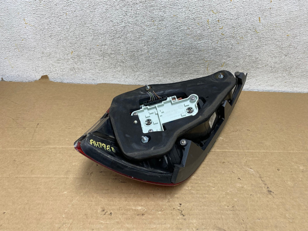 2007 - 2009 Mercedes-Benz S-Class Tail Light Left Driver LH Side AH7980 LK4