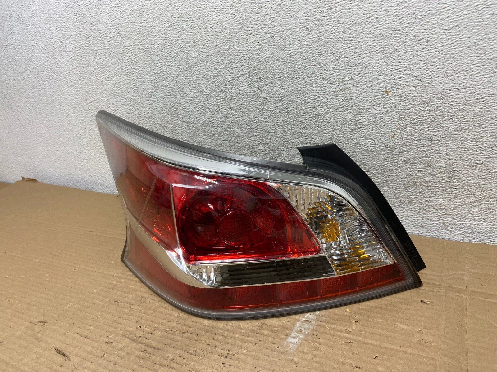 2013 2014 2015 Nissan Altima Left Driver LH Side Tail Light AG9086 LK2