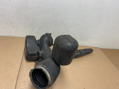 2009 to 2014 Cadillac Escalade Air Cleaner Filter Hose Duct D5880 OEM6