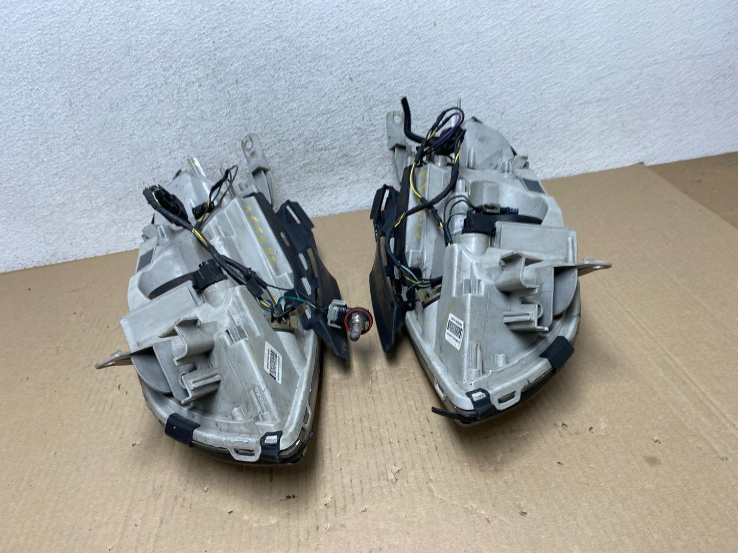2008 to 2012 Chevrolet Malibu Left+Right Side Set Headlights AF5842 DW10