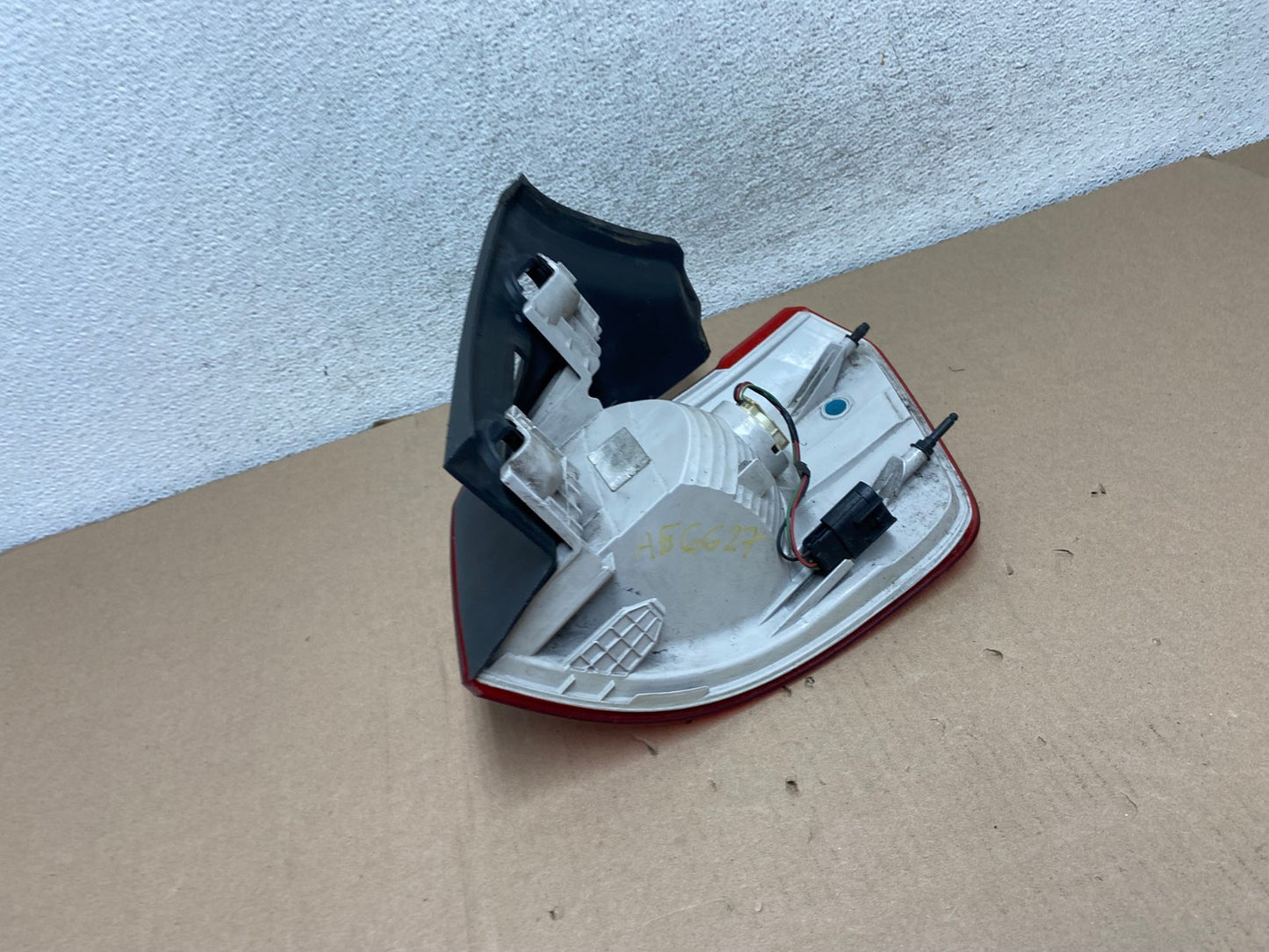 2010 to 2017 GMC Terrain Halogen Tail Light Left Driver Lh Side AG6627 LK7
