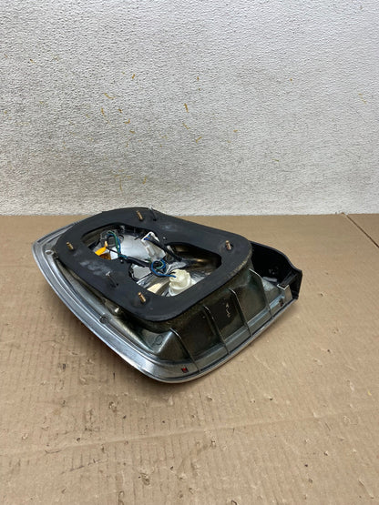 2001-2003 Hyundai XG300 XG350 XG Right Passenger Side Tail Light AI2227 LK8