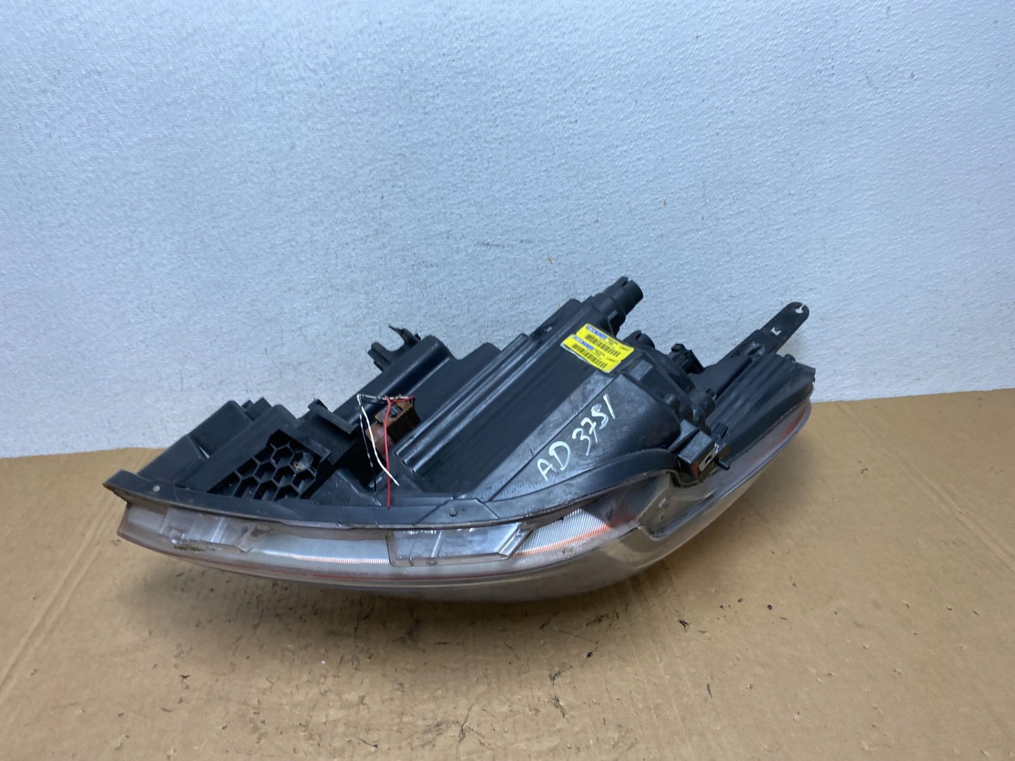 2015 to 2019 Nissan Versa Headlight Right Passenger RH Side DEPO AD3751 DW7