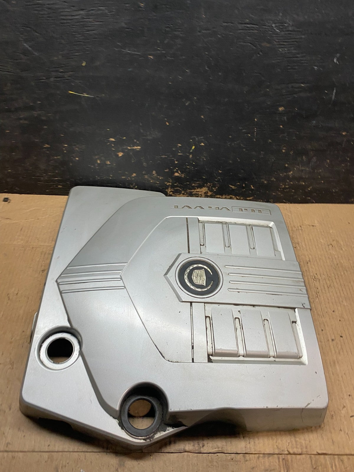 2004 to 2007 Cadillac CTS 3.6L Plastic Engine Cover Shield U6123 DG2
