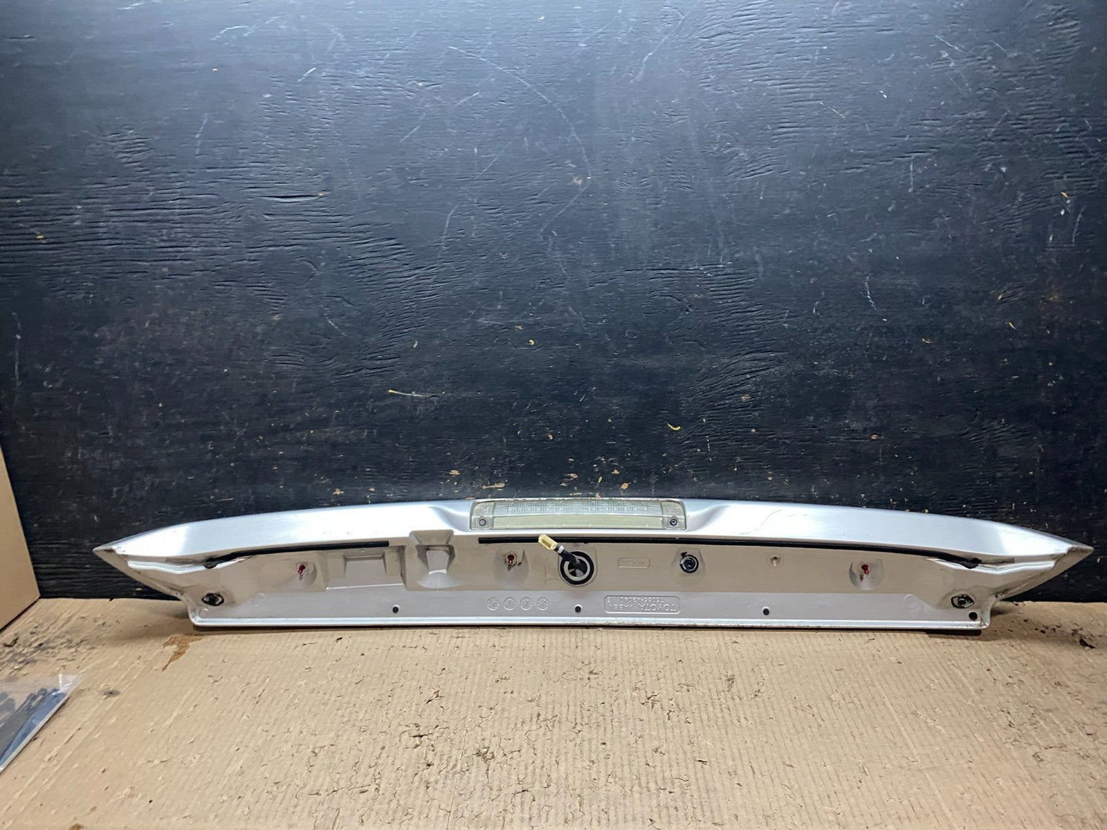 2006-2012 Toyota RAV4 Rear Upper Liftgate Spoiler Hatch 3RD Brake Light X8235 DG8