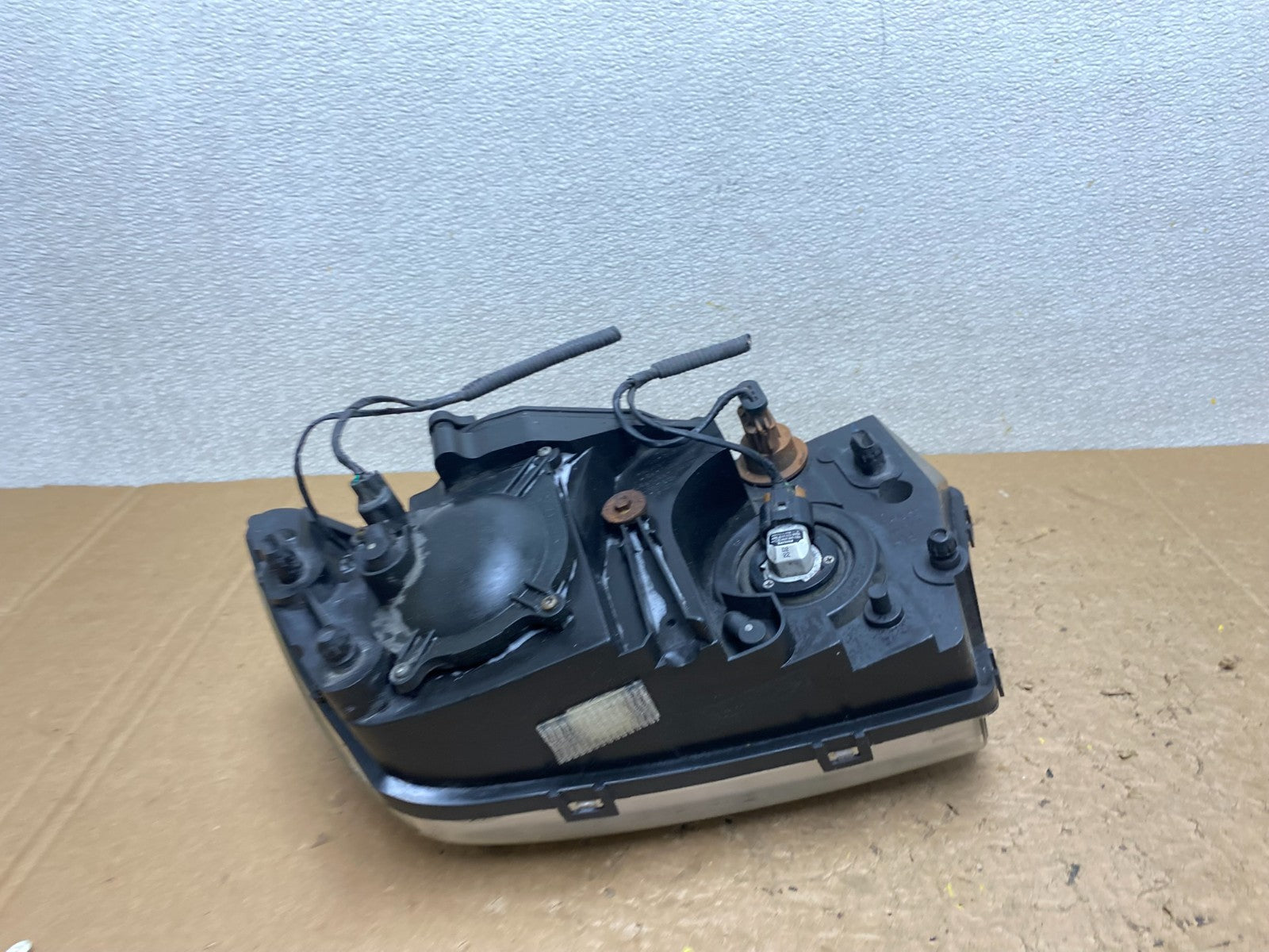 2003 2004 2005 Lincoln Aviator Right Passenger Xenon HID Headlight Oem V6317 DW7