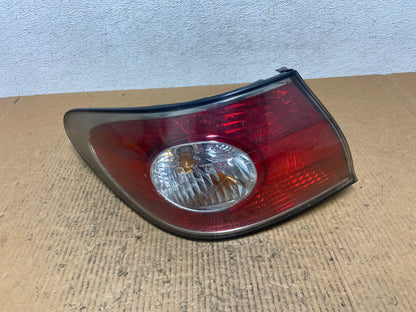2002 to 2004 Lexus ES300 ES330 Left Driver Side Tail Light AE2886 LK0