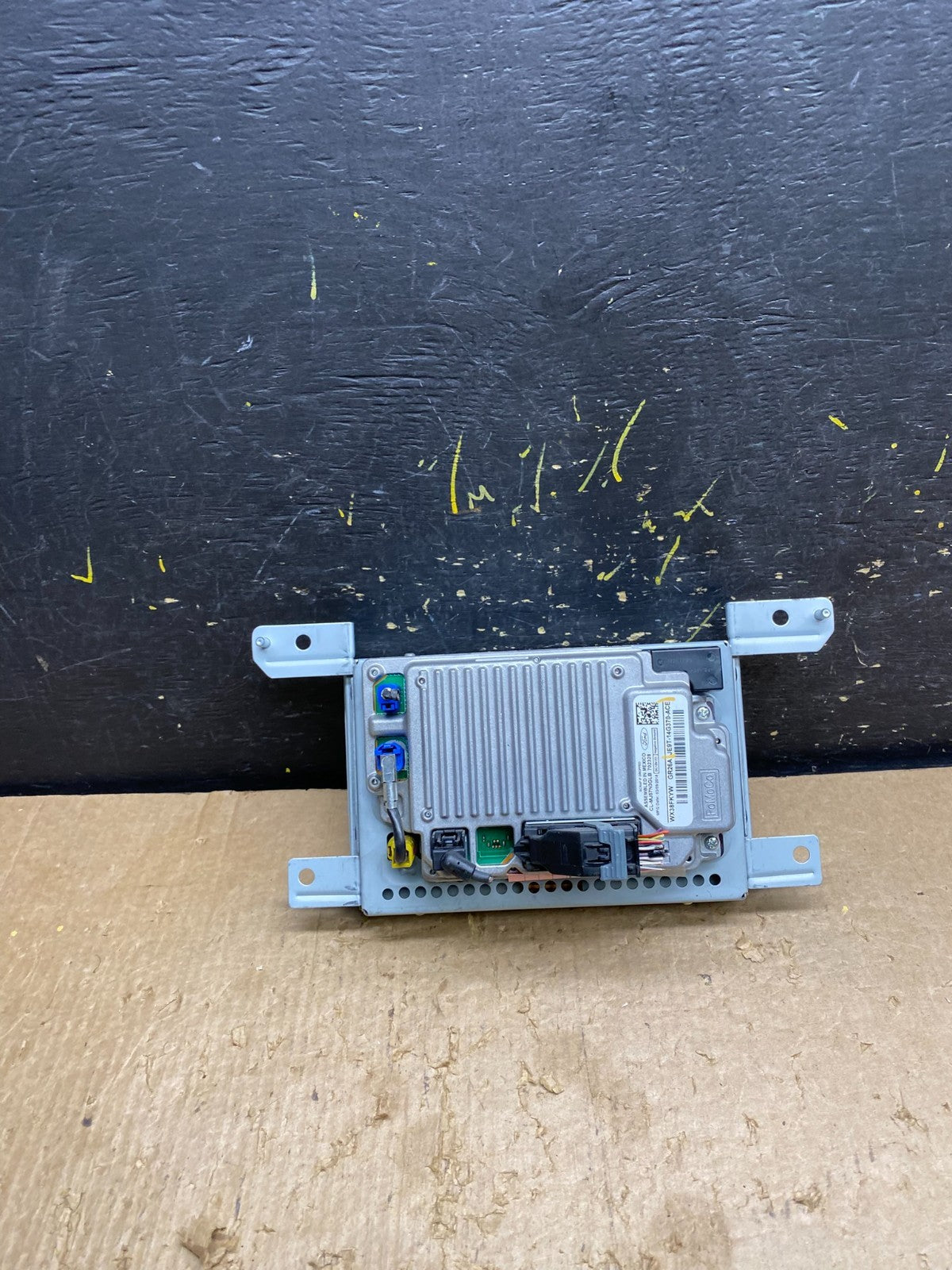 2017-2019 Lincoln MKT Radio Information Display Screen W/ Module AA4402 DG4