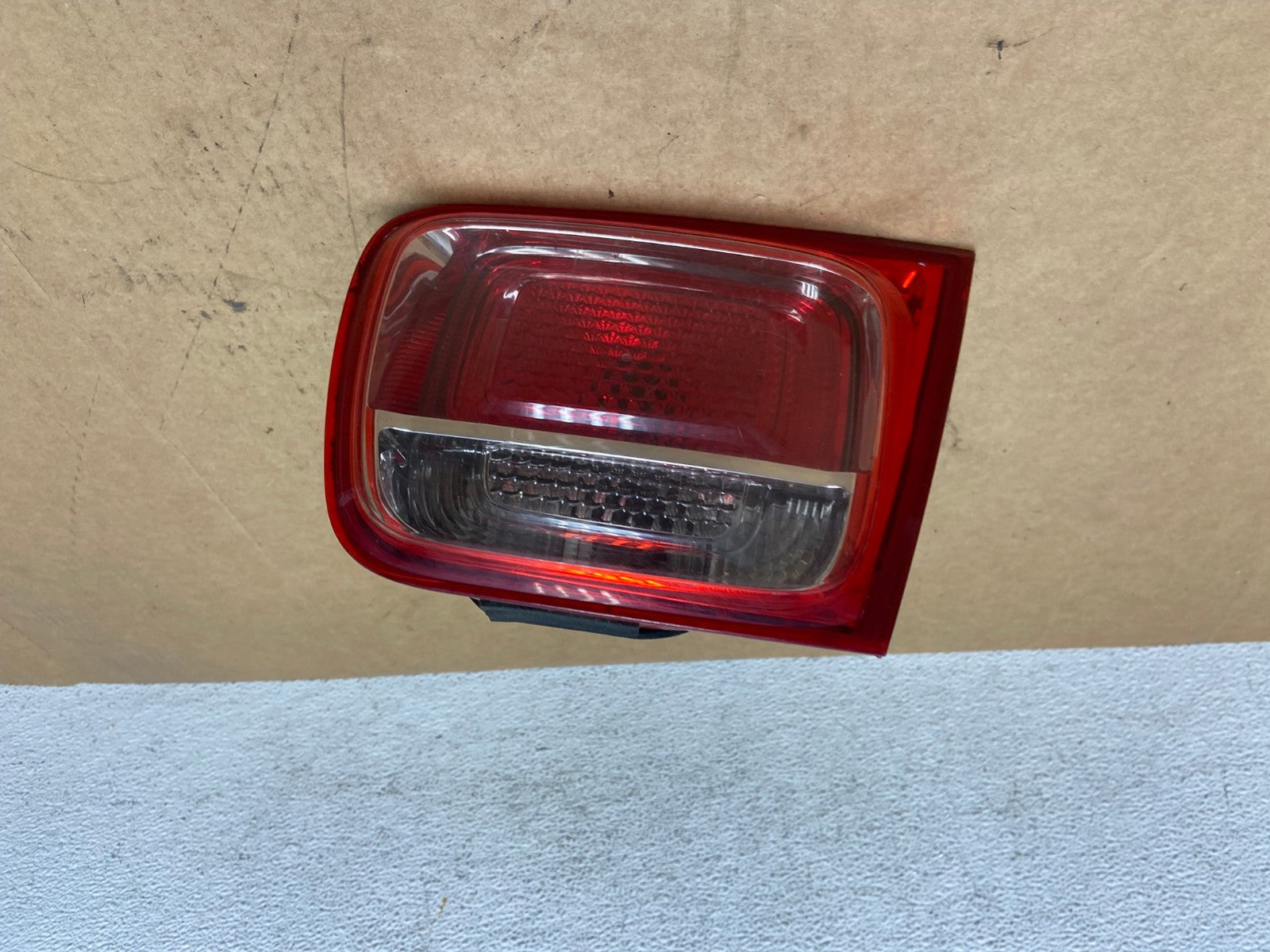 2013-2016 Chevrolet Malibu Right Passenger Rh Inner Tail Light AE2971 LK0