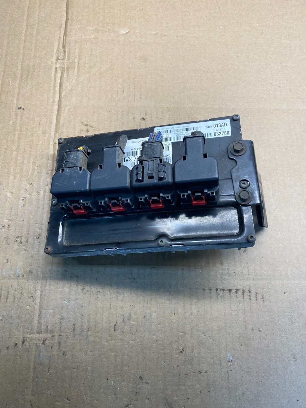 2008 2010 Dodge Magnum Charger Chrysler 300 Engine Control ECU ECM AA7698 DG3